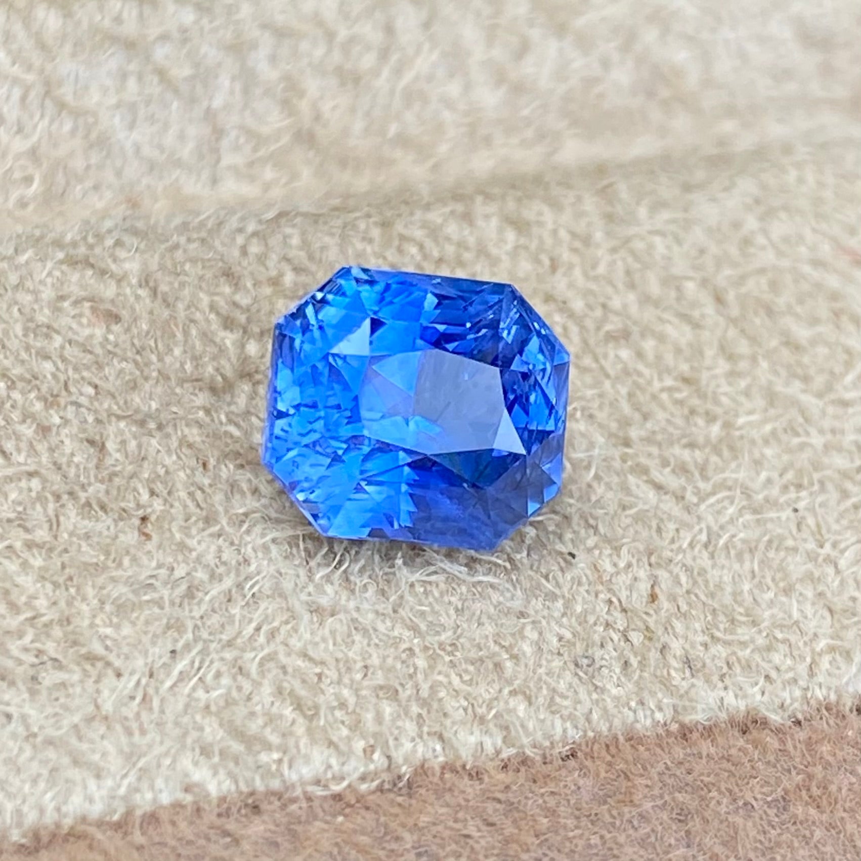 Natural Ceylon Blue Sapphire 2.16ct Unheated