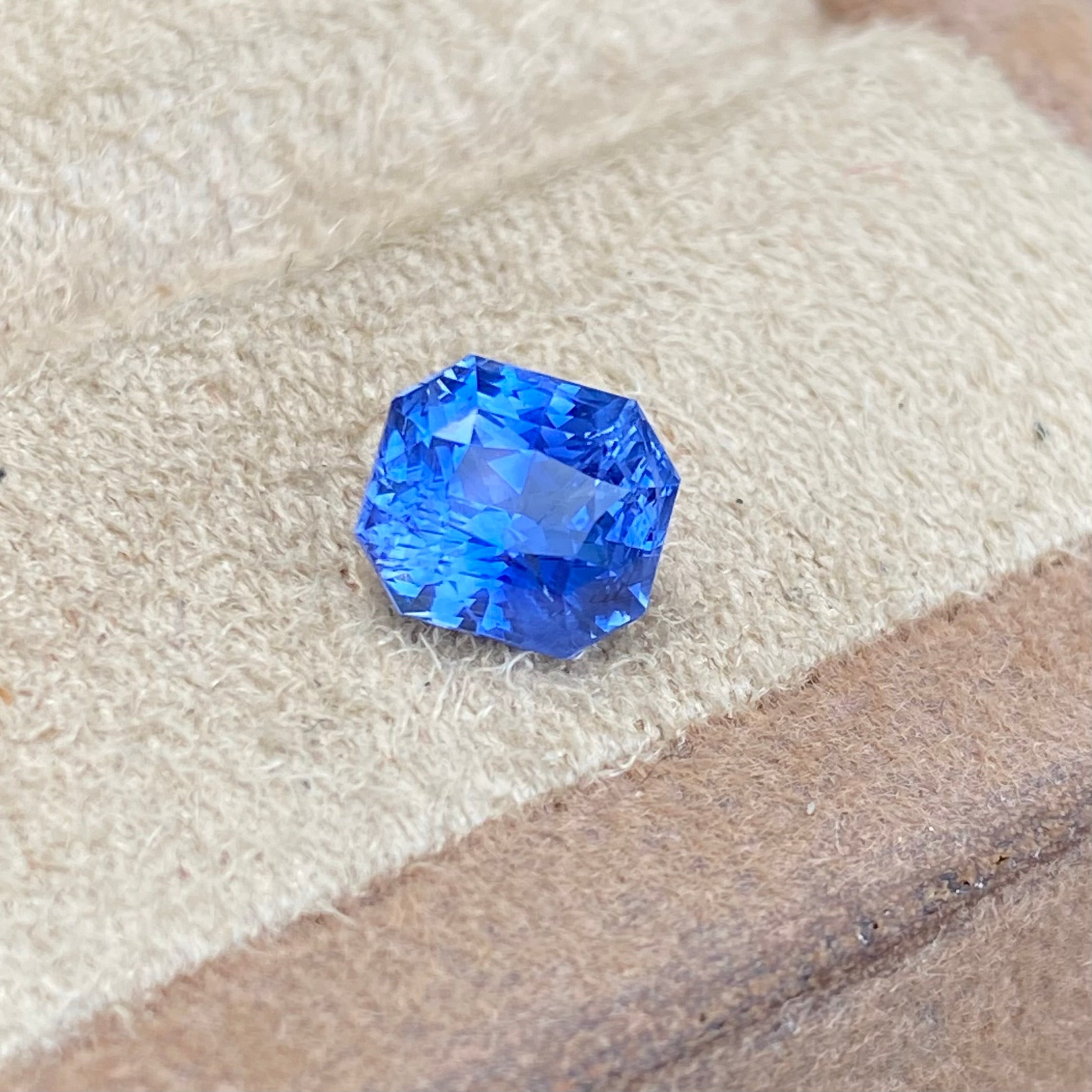 Natural Ceylon Blue Sapphire 2.16ct Unheated